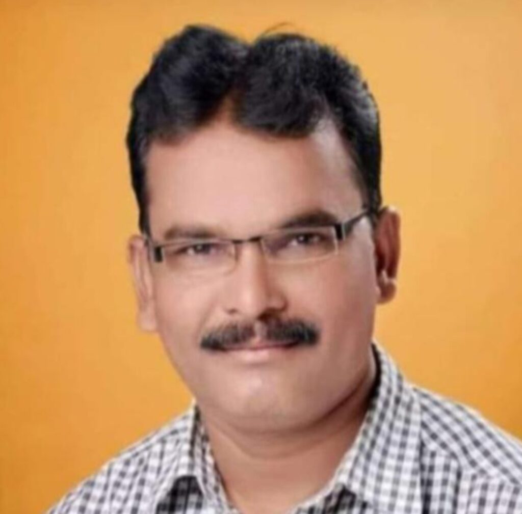 बंडूकुमार धवणे