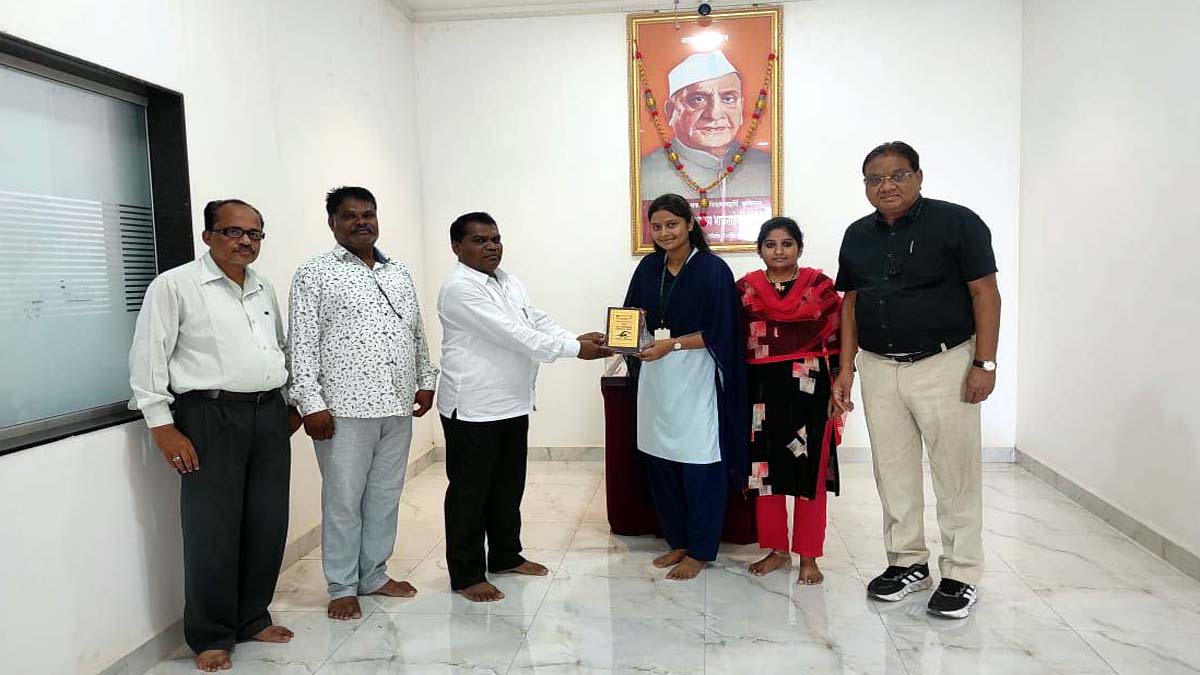 कुमारी गौरी खापरकर हिचे जलतरण स्पर्धेमध्ये उज्वल यश!