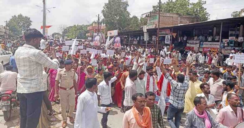 बंजारा समाजाचा एल्गार: एस.टी. आरक्षणासाठी समाज, युवा आणि राजकीय नेत्यांचा सहभाग