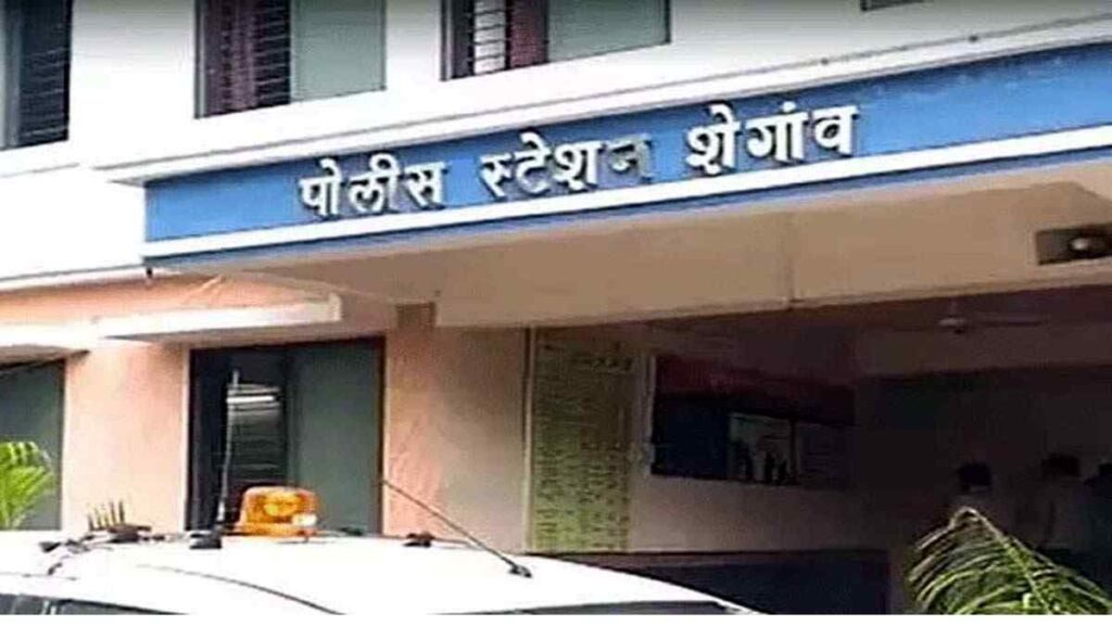 शेगावमध्ये विवाहितेला गुंगीचे औषध पाजून वारंवार अत्याचार, आरोपी व बहिणीवर गुन्हा