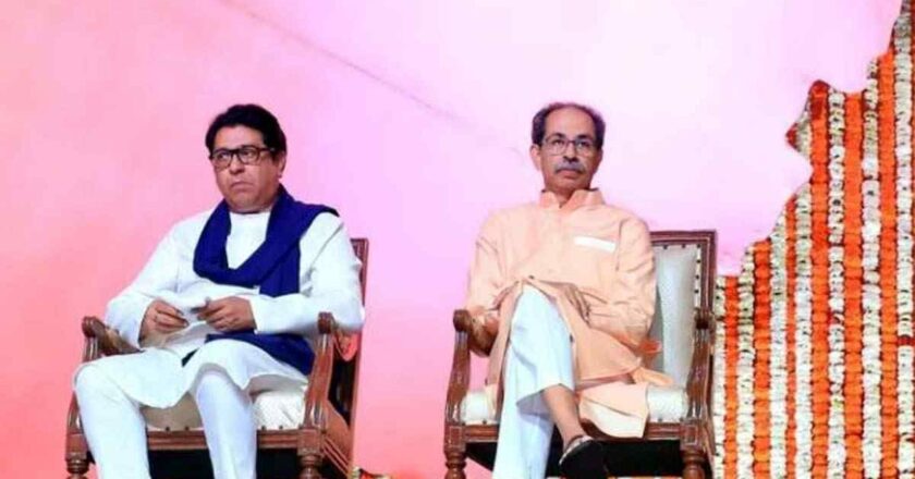 दसऱ्याच्या मेळाव्यात ठाकरे बंधूंची चर्चा; उद्धव-राज एकत्र येणार?