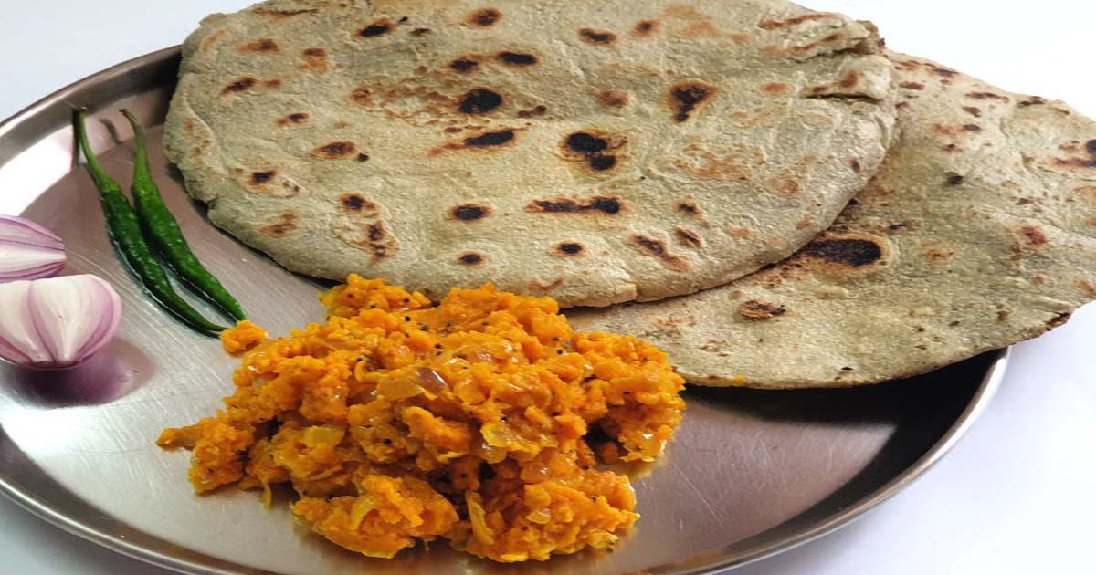 श्रीमंतांची फॅशन : गरीबांचे जेवण झुणका भाकर