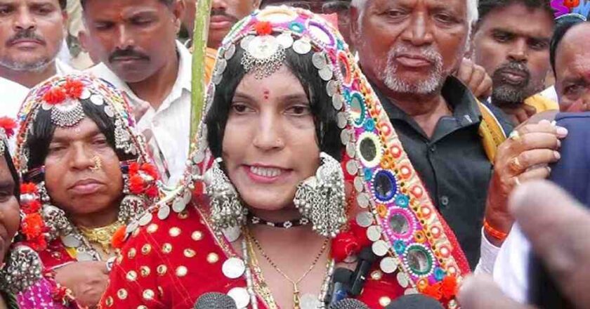 बंजारा समाज मोर्चे आणि पक्षांचा सहभाग : सामाजिक न्यायासाठी संघर्ष की राजकीय स्टंट