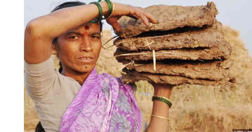 माणूस तोडत चाललेली गावं…