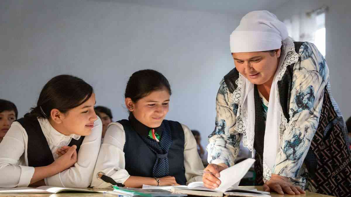 शाळांमध्ये लैंगिक शिक्षणाचे महत्त्व – डॉ. सुधीर अग्रवाल, वर्धा