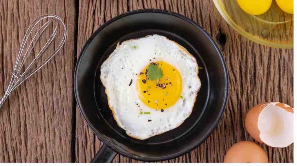 जिमनंतर अंडा हाफ फ्राय खाल्ल्यानंतर हृदयविकाराने मृत्यू झालेला फिटनेसप्रेमी संदीप, इंदूरतील भावनिक घटना