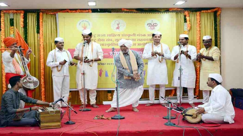 किर्तन उद्योग आणि प्रगती – नंदू वानखडे यांची सामाजिक मराठी कविता