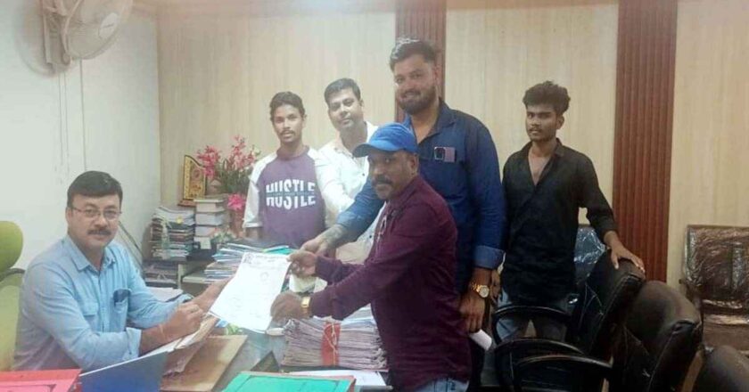 भीमनगर नालंदा बुद्ध विहाराची कंपाऊंड वॉल धोकादायक; त्वरित काम सुरू करण्याची मागणी