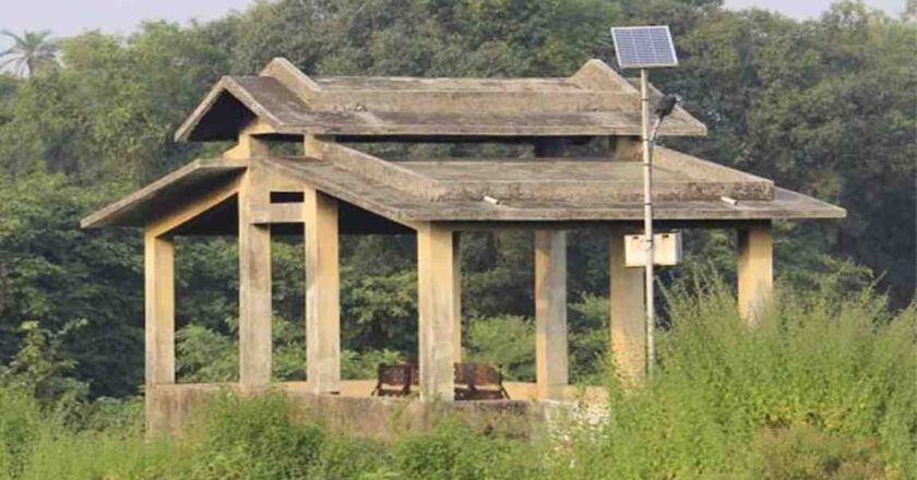 घरापासून स्मशानभुमीपर्यंत.!